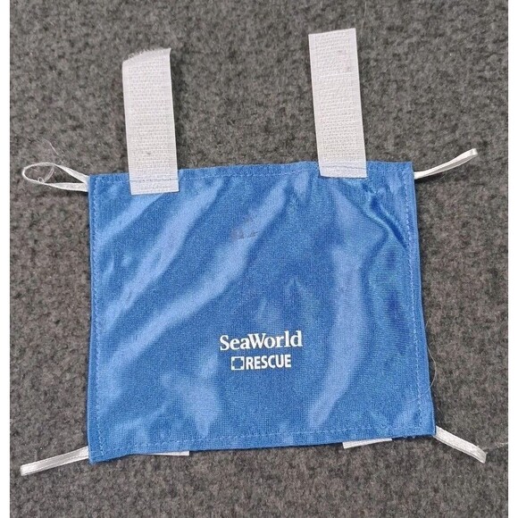 Vintage Sea World Rescue Trainer Barbie Doll Articulated Mattel Fashion - Picture 3 of 5